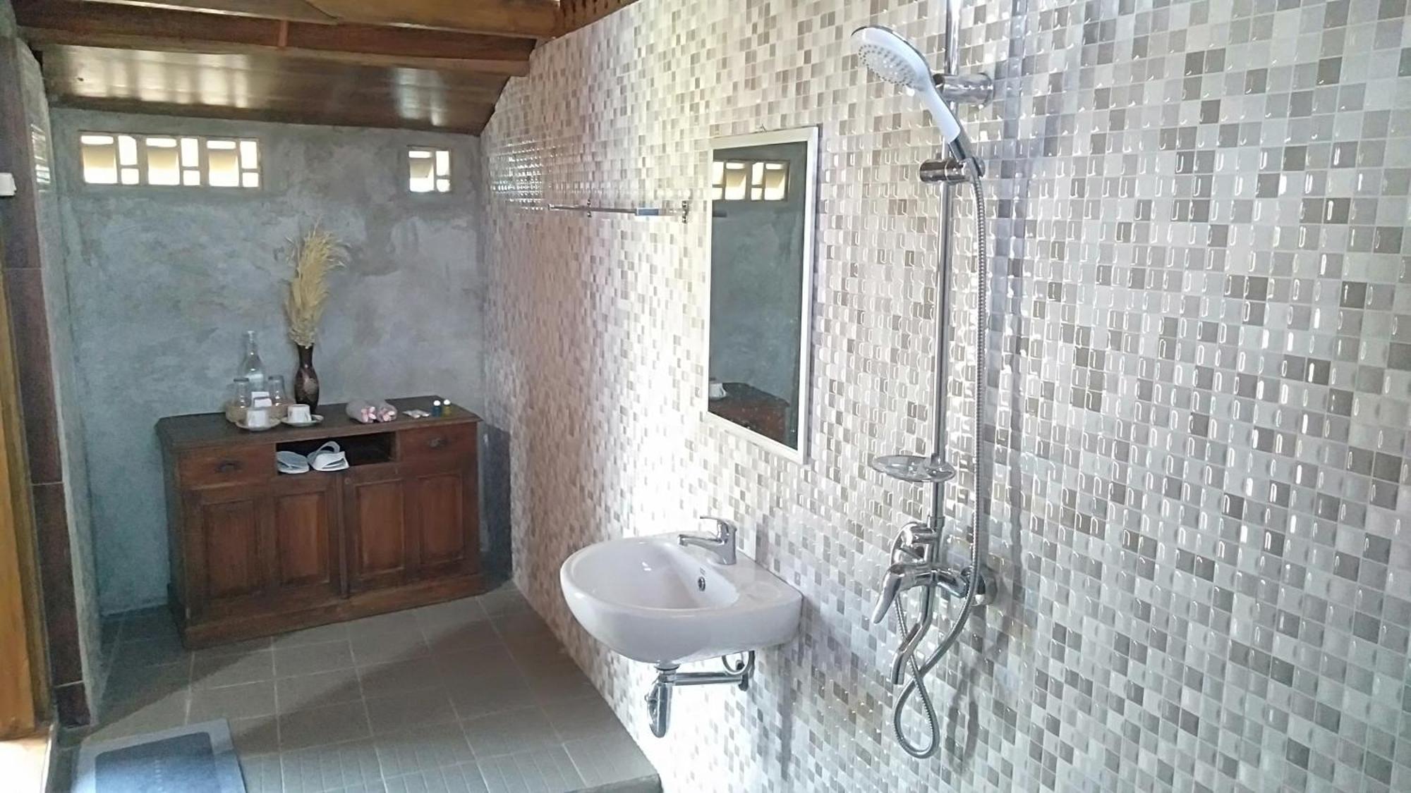 Bujak Permai Villa Matahari Lombok Ntb Praya Dış mekan fotoğraf